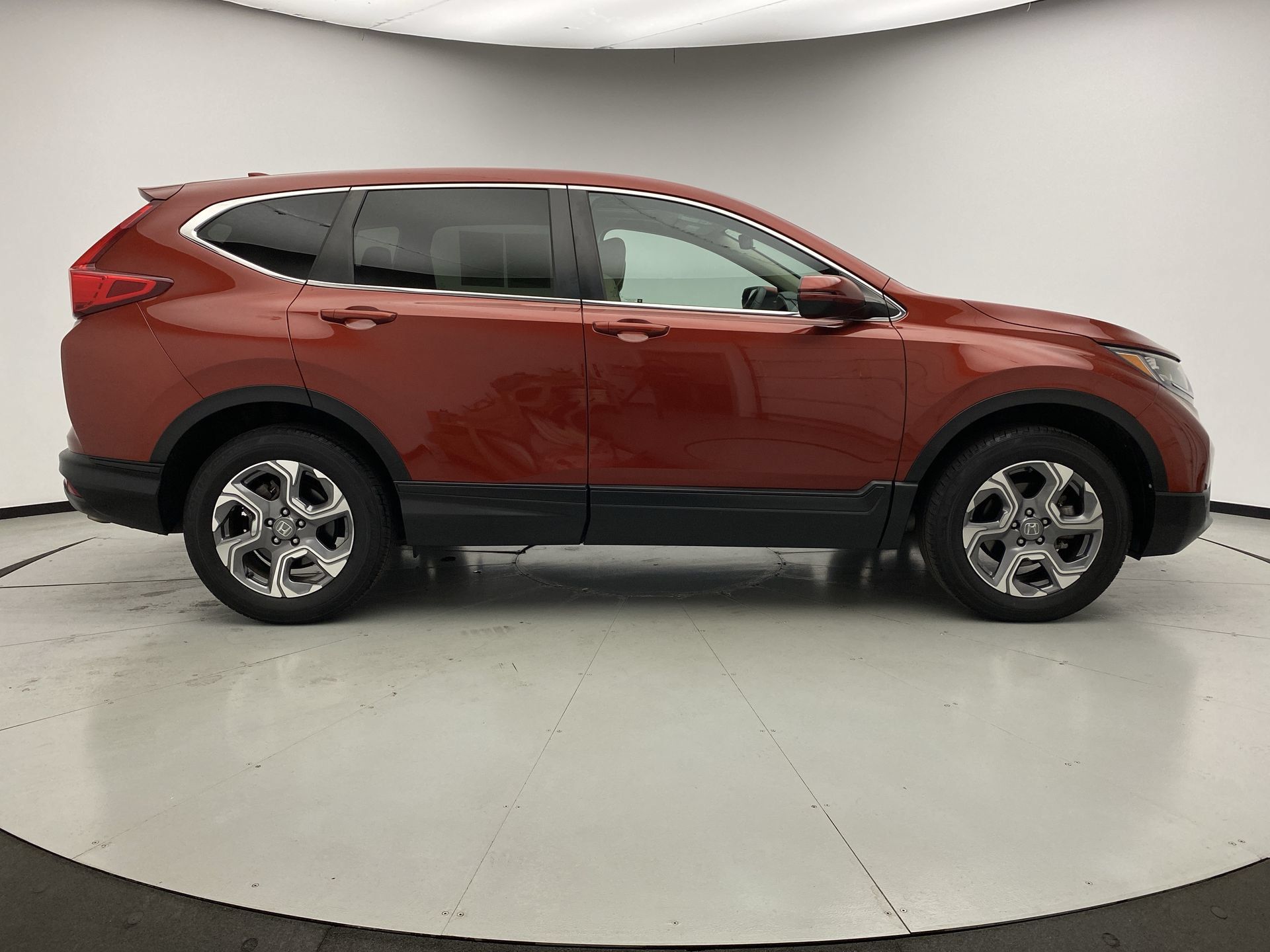 Used 2018 Honda CR-V EX image 6