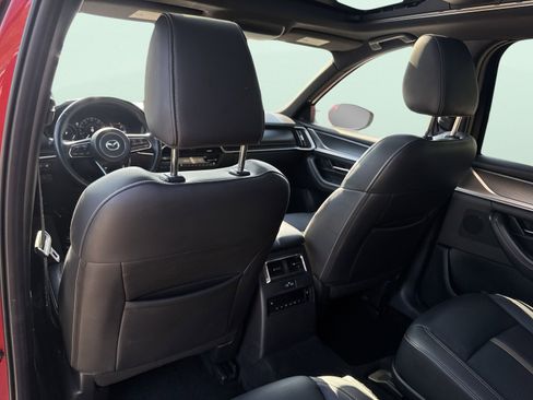 Used 2024 MAZDA CX-90 Plug-In Hybrid w/ Premium Plus image 17