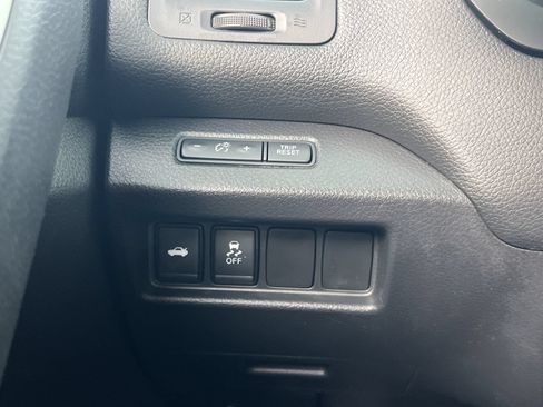 Used 2018 Nissan Altima 2.5 SR w/ SR Special Edition FWD image 11