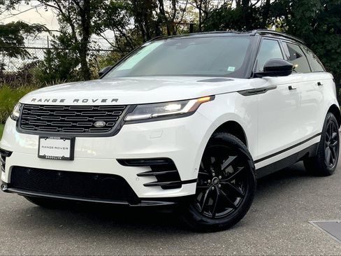 Used 2026 Land Rover Range Rover Velar Dynamic SE image 1
