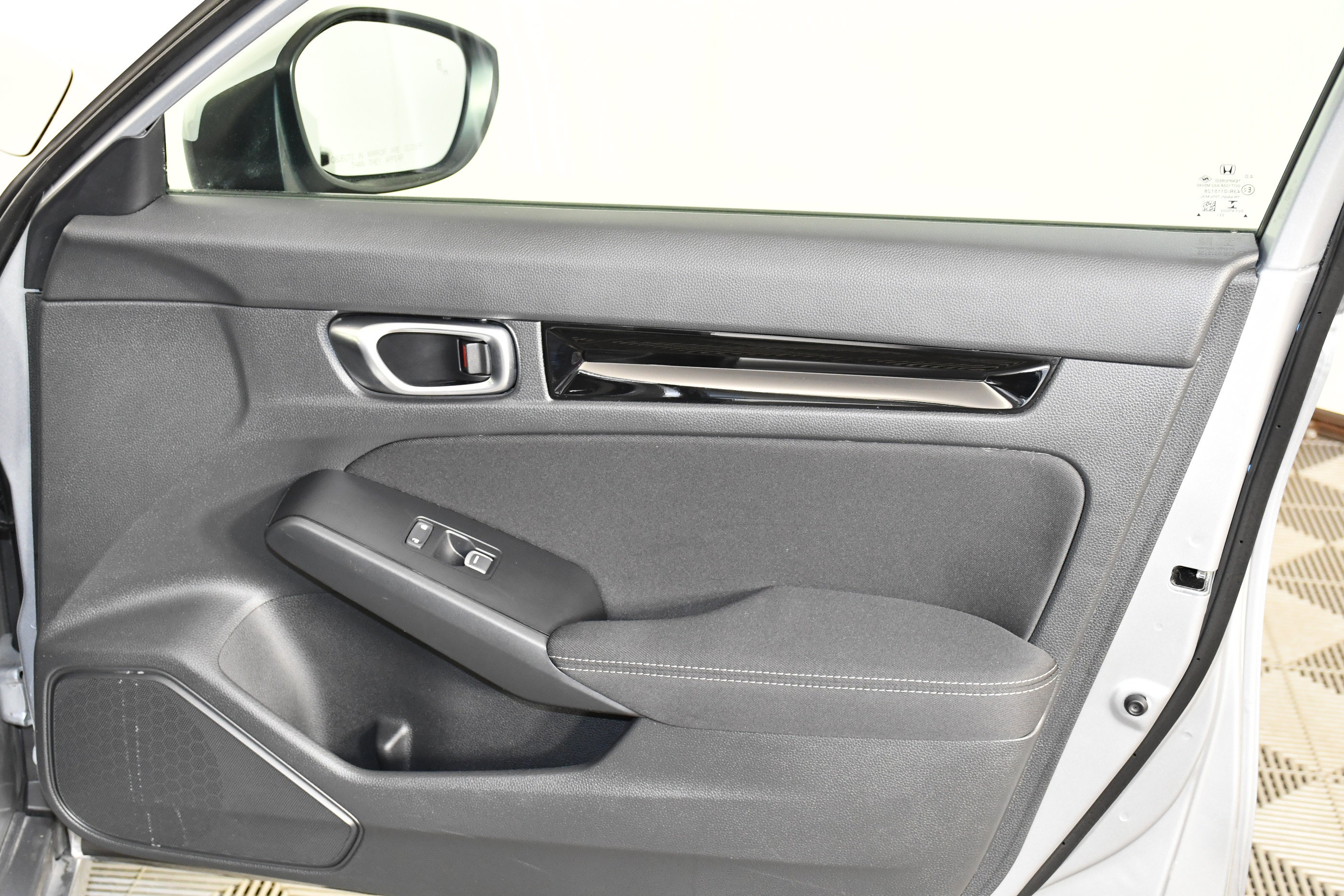 Certified 2023 Honda Civic EX image 31