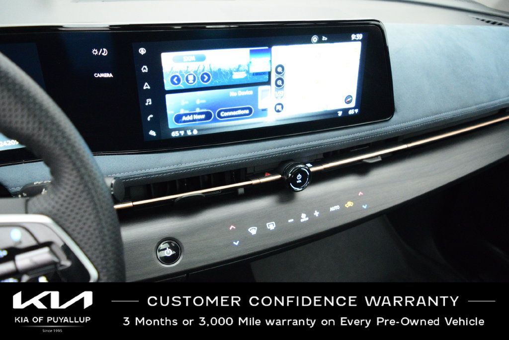 Used 2023 Nissan Ariya AWD/4WD image 23