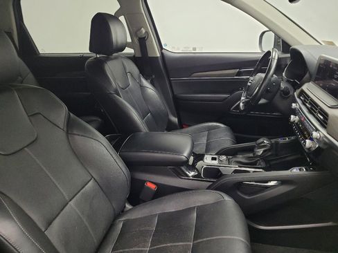 Used 2022 Kia Telluride EX w/ EX Premium Package FWD image 21