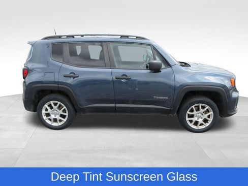 Used 2019 Jeep Renegade Sport w/ Sport Appearance Group AWD/4WD image 7