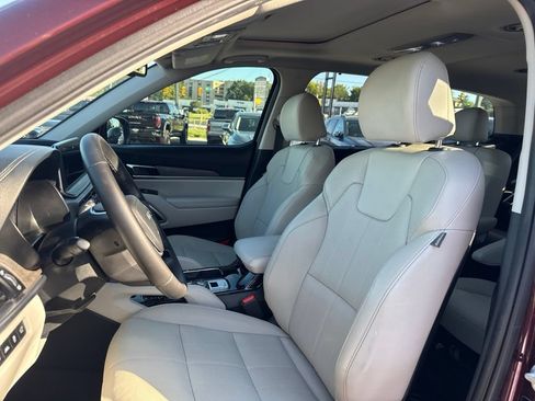 Used 2022 Kia Telluride EX w/ EX Premium Package FWD image 14
