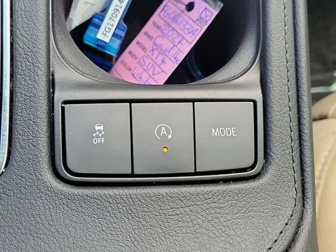Used 2024 Cadillac XT4 Luxury FWD image 26