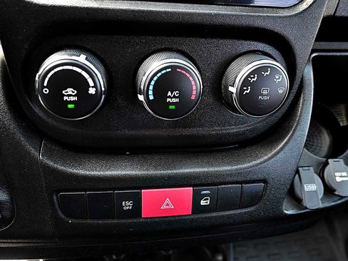 Used 2021 RAM ProMaster 2500 image 10