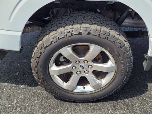 Used 2022 Ford F150 Lariat w/ Equipment Group 502A High image 10