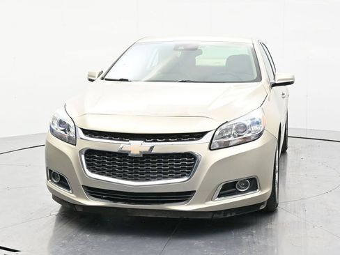 Used 2014 Chevrolet Malibu LT FWD image 2