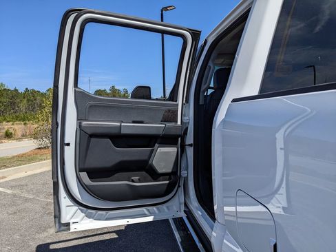 Used 2023 Ford F250 Lariat w/ FX4 Off-Road Package image 62