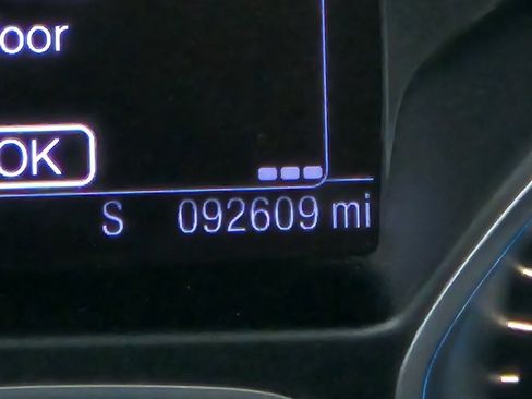 Used 2013 Ford Escape SEL FWD image 16
