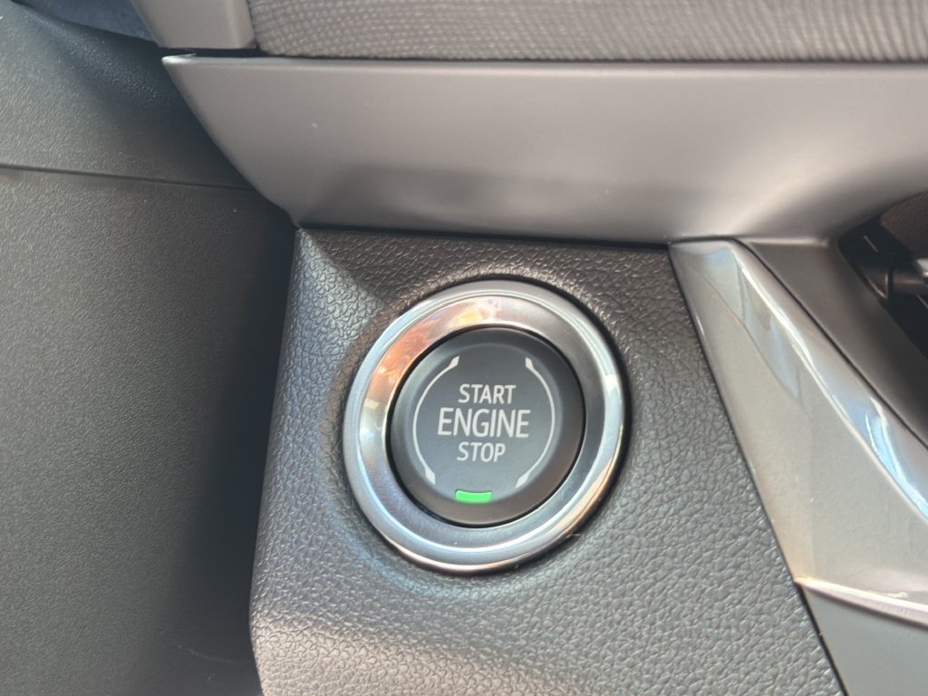 New 2026 Buick Envista Sport Touring w/ Convenience II Package FWD image 28