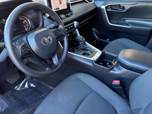 Used 2024 Toyota RAV4 LE image 7