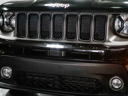 Used 2019 Jeep Renegade Limited image 6