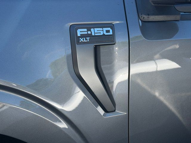 Used 2022 Ford F150 XLT w/ Equipment Group 302A High AWD/4WD image 9
