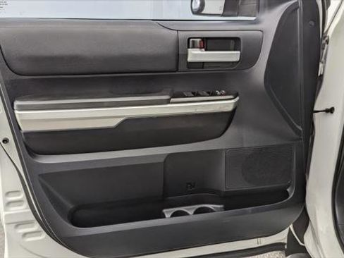 Used 2014 Toyota Tundra SR5 w/ TRD Off Road Package image 13