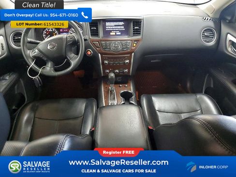 Used 2018 Nissan Pathfinder Platinum AWD/4WD image 11