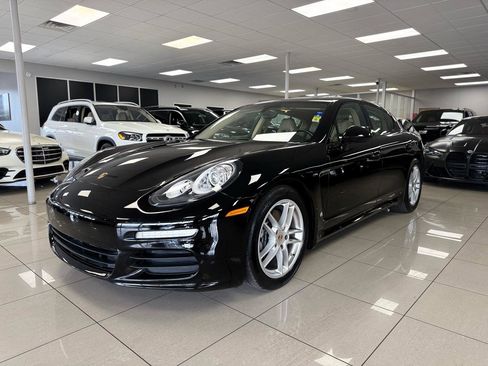 Used 2016 Porsche Panamera Edition RWD image 8