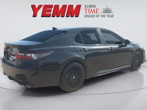 Used 2023 Toyota Camry SE w/ Convenience Package AWD/4WD image 10