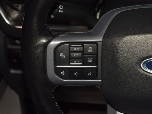 Used 2023 Ford F250 Lariat w/ Lariat Ultimate Package AWD/4WD image 37