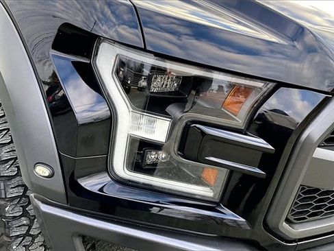 Used 2019 Ford F150 Raptor w/ Equipment Group 802A Luxury image 29