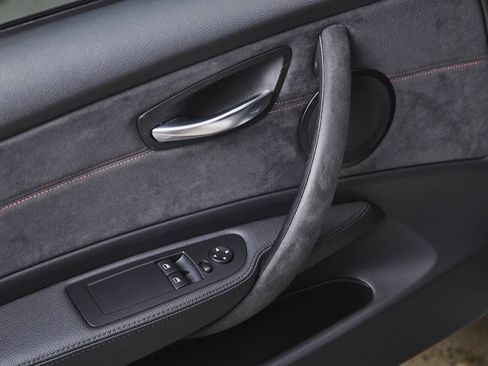 Used 2011 BMW 1 Series M image 72