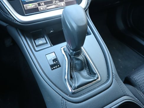 Certified 2025 Subaru Outback w/ Popular Package #1A image 26