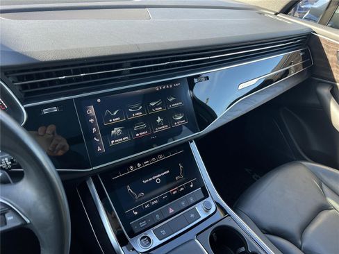 Used 2021 Audi Q7 3.0T Premium w/ Convenience Package image 17