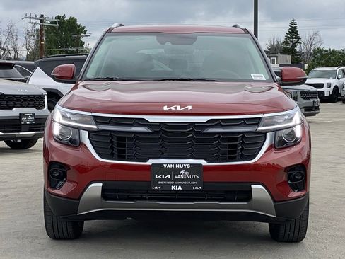 New 2026 Kia Seltos S FWD image 9