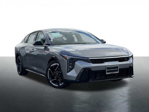 Certified 2025 Kia K4 EX w/ GT-Line Sunroof Package FWD image 2