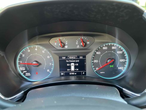 Used 2023 Chevrolet Equinox LS FWD image 7