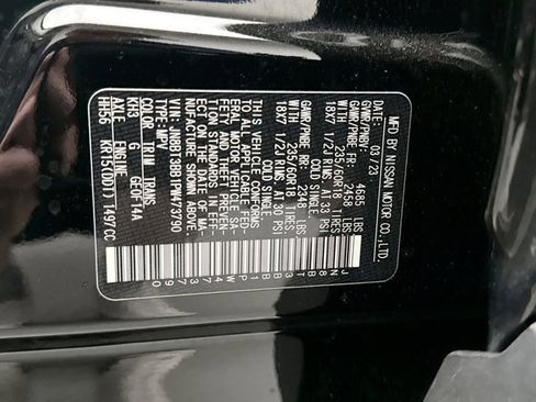 Used 2023 Nissan Rogue SV image 11