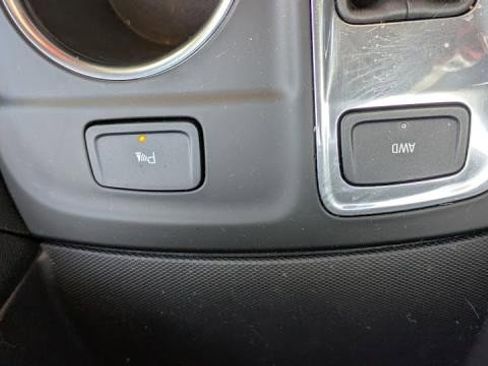 Used 2023 Chevrolet Equinox LT image 12