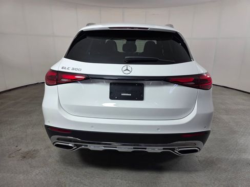 Certified 2025 Mercedes-Benz GLC 300 image 5