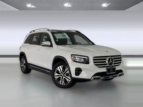 New 2026 Mercedes-Benz GLB 250 image 6