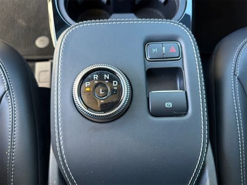 Used 2022 Ford Mustang Mach-E Select image 28