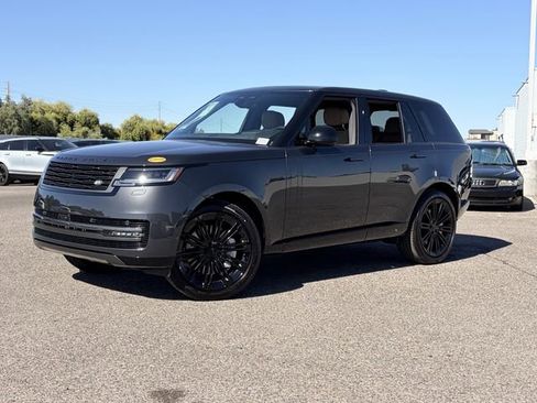 New 2026 Land Rover Range Rover SE AWD/4WD image 3
