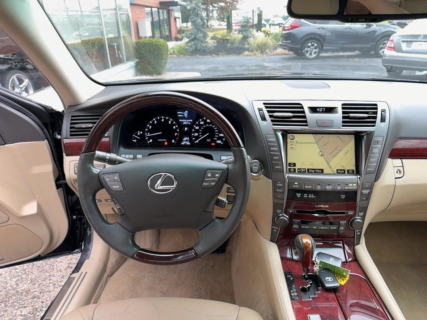 Used 2007 Lexus LS 460 RWD image 7