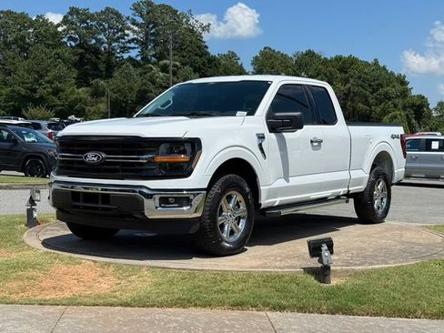 Used 2025 Ford F150 XLT w/ Equipment Group 301A Standard AWD/4WD image 3
