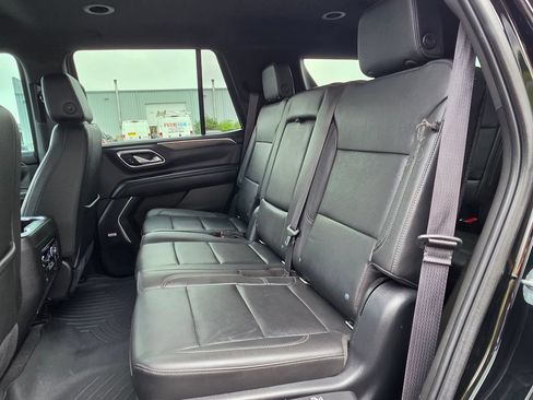 Used 2021 Chevrolet Tahoe Z71 AWD/4WD image 32