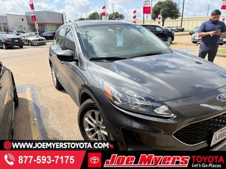 Used 2020 Ford Escape SE FWD video 1