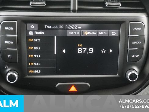 Used 2025 Kia Soul LX w/ LX Technology Package FWD image 28