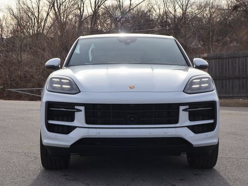 Certified 2026 Porsche Cayenne Coupe AWD/4WD image 12