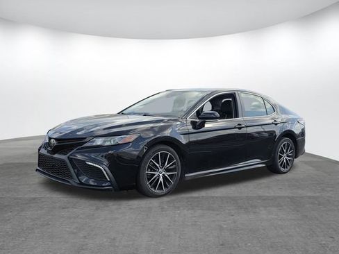 Used 2022 Toyota Camry SE image 7