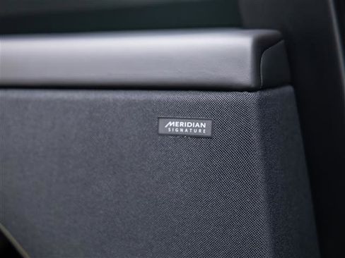 New 2026 Land Rover Range Rover Sport SV AWD/4WD image 32