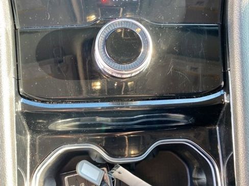 Used 2022 Jeep Grand Cherokee L Laredo w/ Luxury Tech Group I image 19