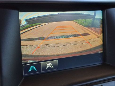 Used 2017 GMC Acadia SLE FWD image 15