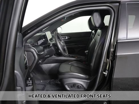 Used 2023 Jeep Compass High Altitude w/ Driver Assist Group I AWD/4WD image 8