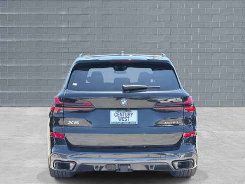 Used 2026 BMW X5 xDrive50e w/ M Sport Package AWD/4WD image 4