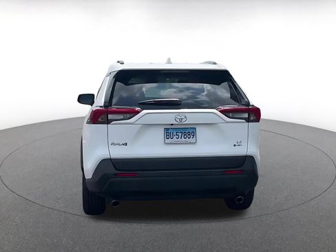 Used 2025 Toyota RAV4 LE AWD/4WD image 12